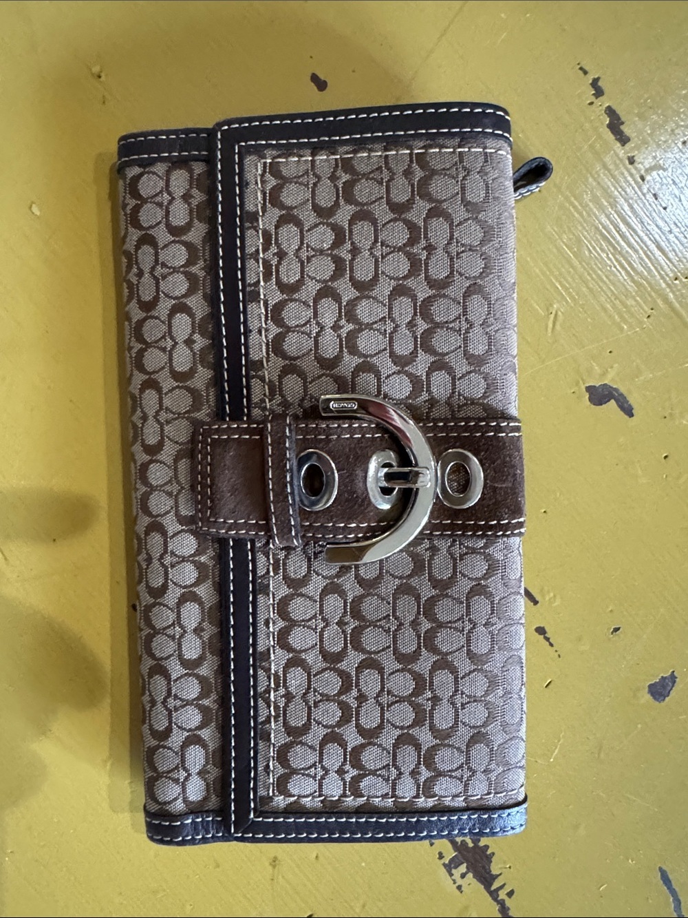 COACH Soho Signature Buckle Long Wallet Brown Jacquard Y2K. NWOT - Picture 4 of 4